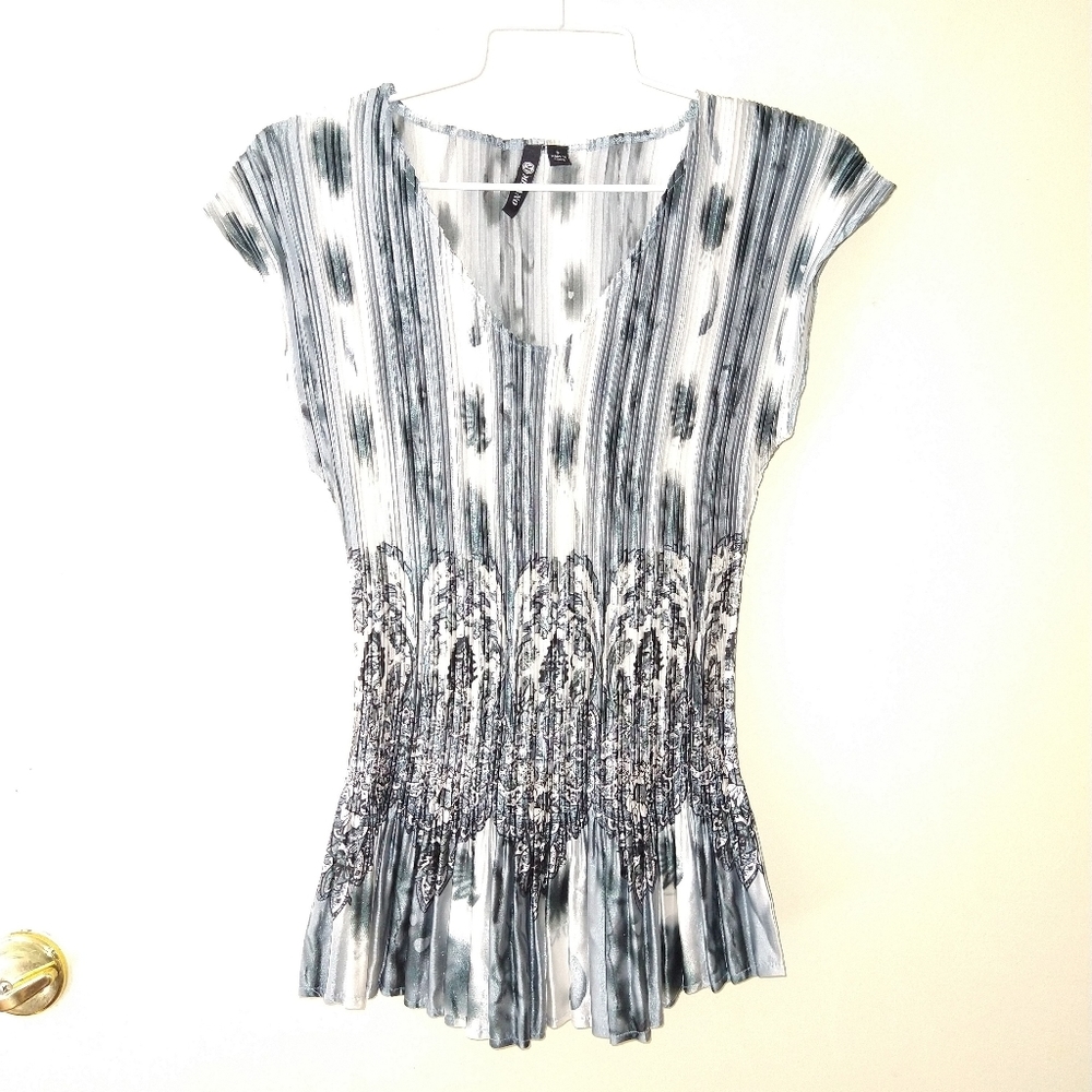 Milano body hugging kidding blouse pleated gray - Picture 7 of 9